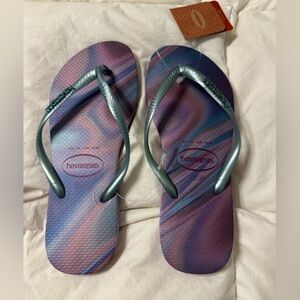 Havaianas Quiet Lilac Sandals - NWT - Size 7/8
